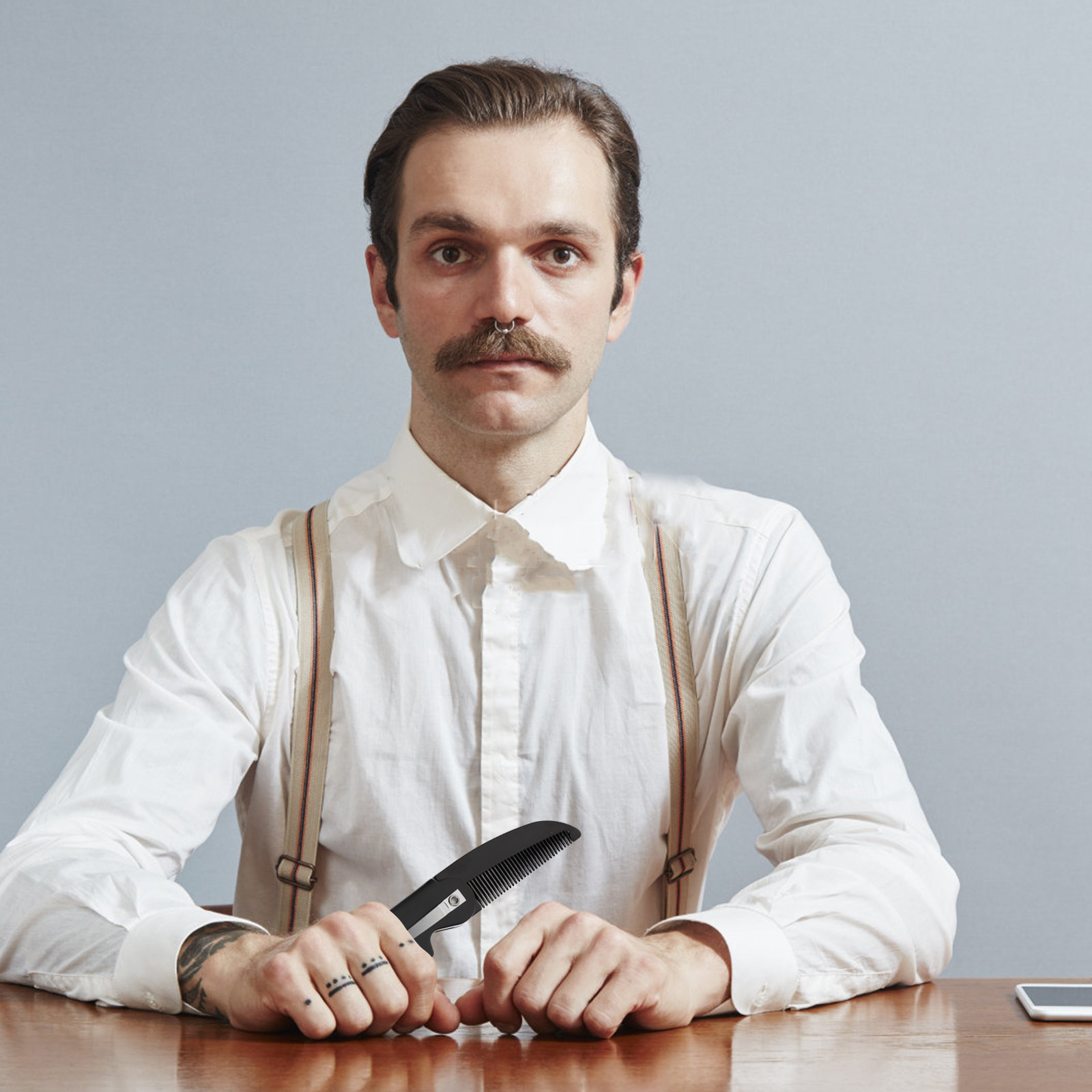 4個入り折りたたみ式髭コーム（男性用）、携帯用ポケットサイズ - Men'S Grooming Tool のレビューと価格
