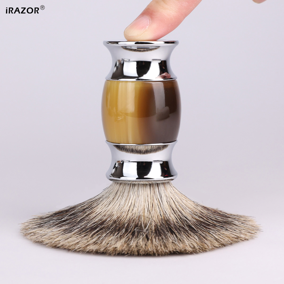 iRAZOR シルバーチップ シェービングブラシ メンズ用  - Men'S Grooming Tool のレビューと価格
